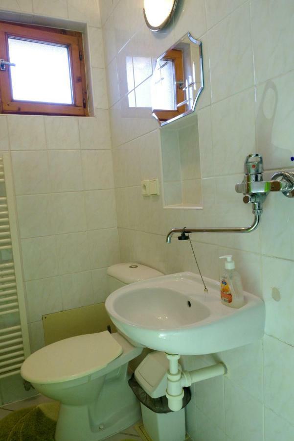 Apartman Pri Zamocku Besenova Luaran gambar